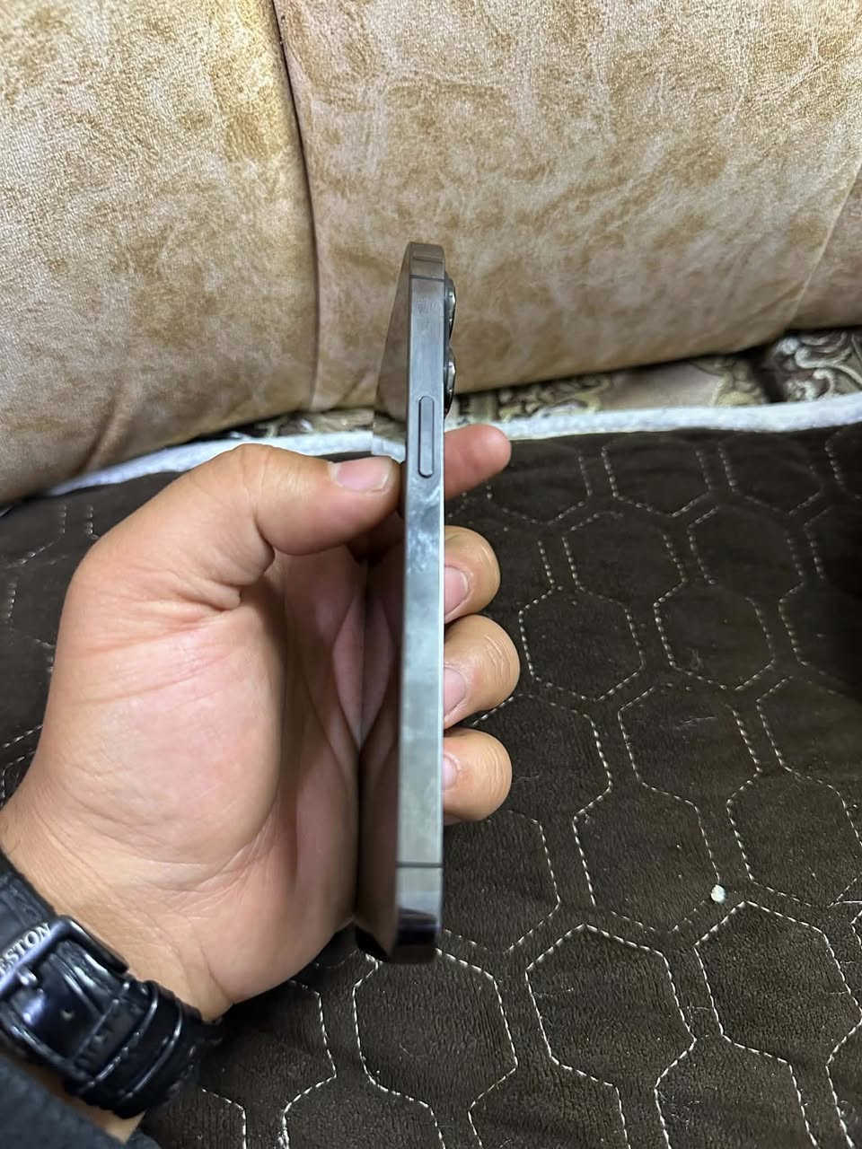 ايفون13برو ماكس
ذاكرة128/🔋96

مامبدل شي نورمال شرط

تك سيم كرت مايعبر هوا

سعر625الف

فيس ايدي شغال


**إذا كنت صاحب هذا الإعلان وتريد حذفه لأي سبب، رجاءا أرسل رسالة إلى الدعم الفني**