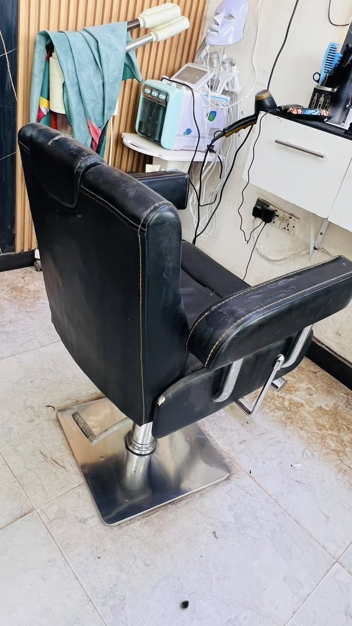 للبيع استخدام نضيف التواصل على الرقم ***********
