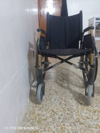 عربانة • مستخدمة • قابلة للتفاوض