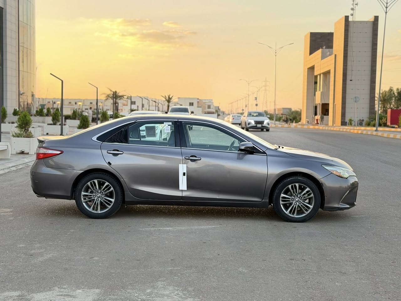 يالله السلام عليكم...
نقد فقط اعتذر ع الاقساط والوعده والمرواس
بسعر مناسب 147$وبيها مجال للشراي تيوتا كامري وارد امريكي الون فيلي جكليتي الموديل 2017ضرر جاملغ السايق صبغ فقط بدون ايرباك بدون دواخل والباقي كفاله عامه محرك 4سلندر 2500المرغوب شرط لاصرف لاصوت لابخار كير بدون اي عيب مواصفات se:
كشن كهرباء
تحكم ستيرن جهتين
مثبت سرعه
شفتات
ارضيه جلد
داخل اسود
كشن مخمل ولد
قطعتين تبريد
بلاجكتور بلادي
ويل كب كروم 
منضومه زنون
تحكم مري جانبي
4دسك
يو اس بي
اواكس
شاشه
كامره
كير/محرك/صدر/تخم تاير/تخم ويل كب/كهربائيات/باتري/تبريد/تدفئه/منضومه زنون/ارضيه جلد-كله جديد وبالشرط
رقم سليمانيه(21)انكليزي الجديد سنويه جديد شرط التحويل والغرامات عنوان السياره صلاح الدين-تكريت الخاص مغلق للاستفسار: ***********-***********
