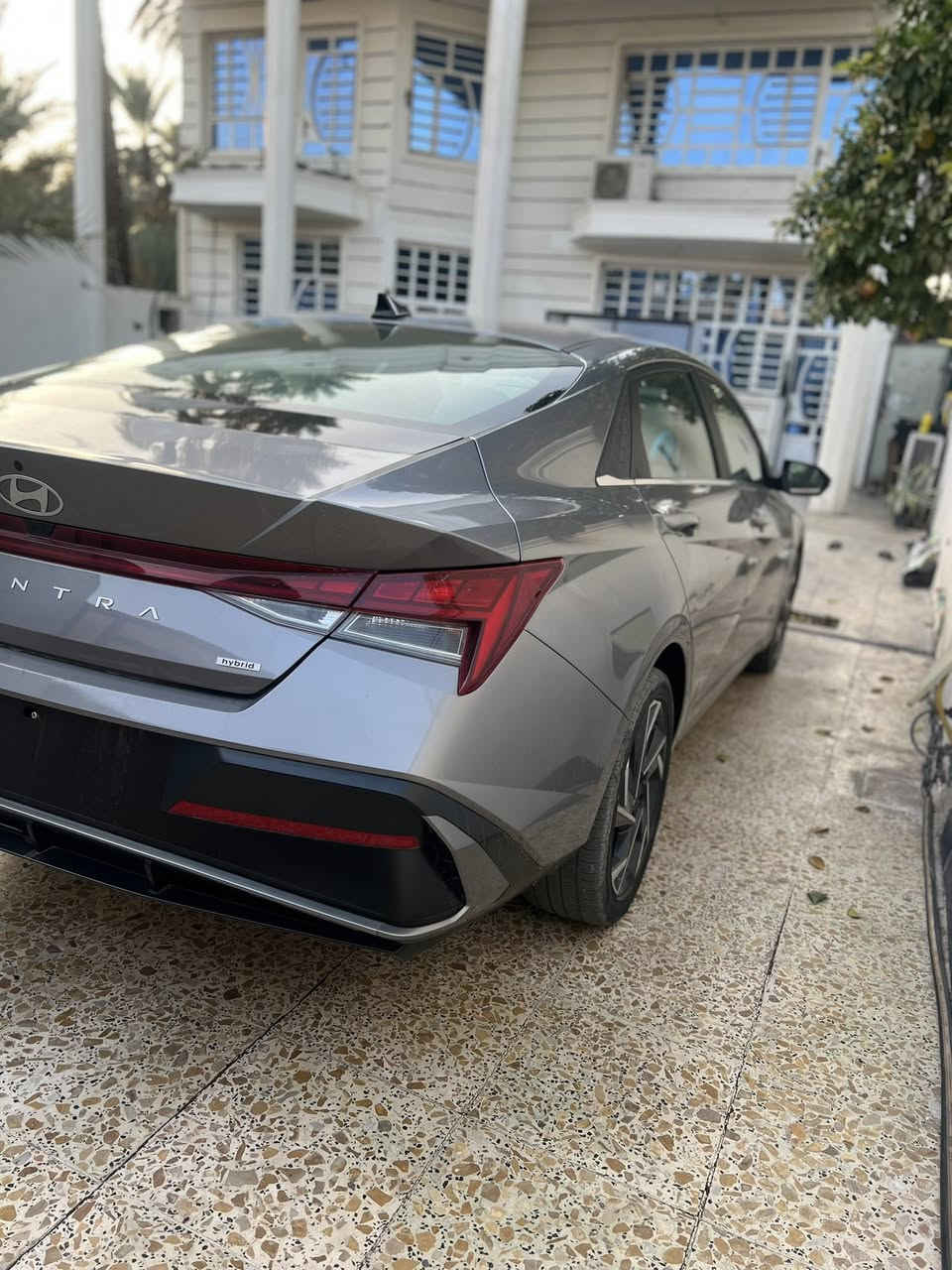 سلام عليكم
الانترا امريكي ٢٠٢٥ فول مواصفات للاخير دخول جديد 

حادثها مثل ما موضح
يرباك بس الدركه 
ماشيه ٢٢ الف
سياره باسمي رقم جديد 
مكاني بغداد تاجي 
رقمي ***********
رايدها ب١٧٠ وبيها مجال شباب لي ميعجبه السعر تكدر تكلب المنشور لنو سياره دخلتلي جديد
