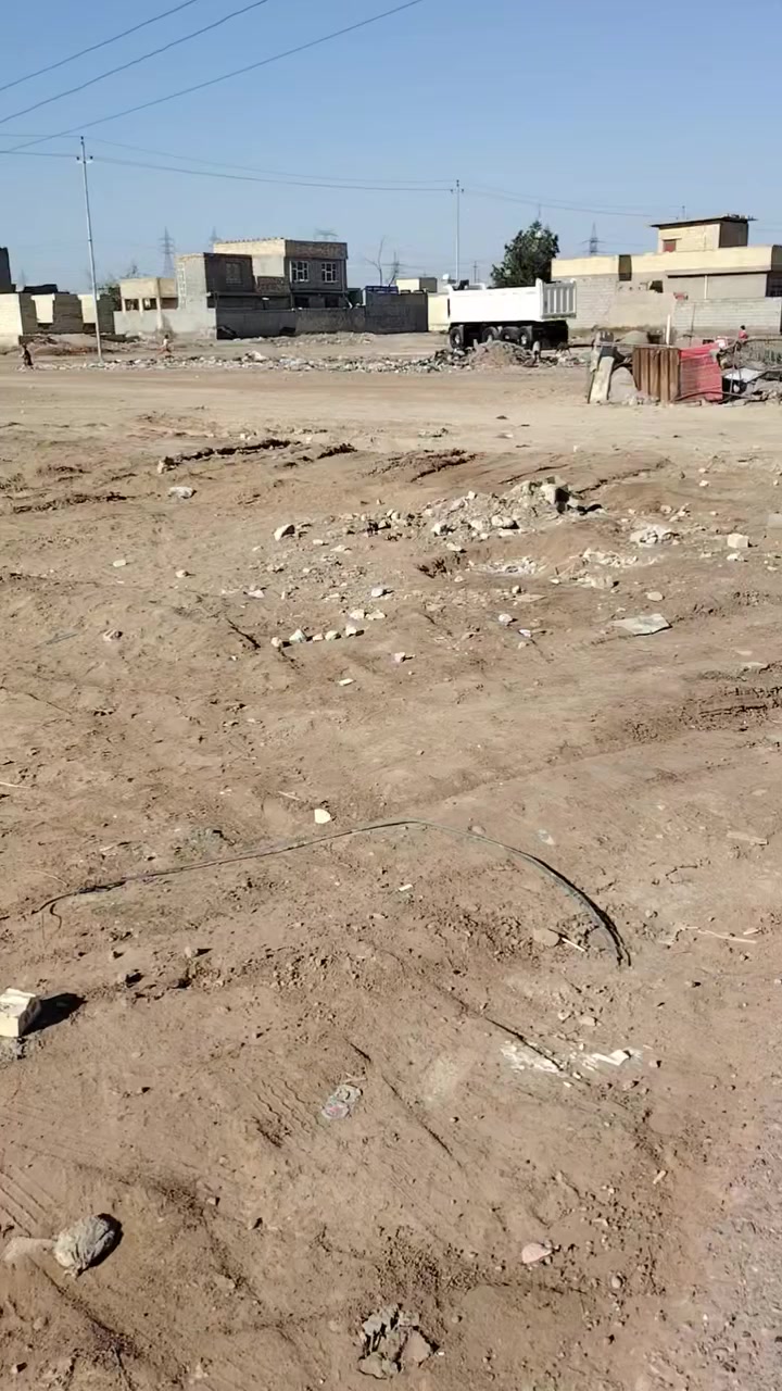 السلام عليكم قطعه للبيع قرب سيطره النهروان واجهيه 10 نزال 23 رقم الهاتف. ***********
