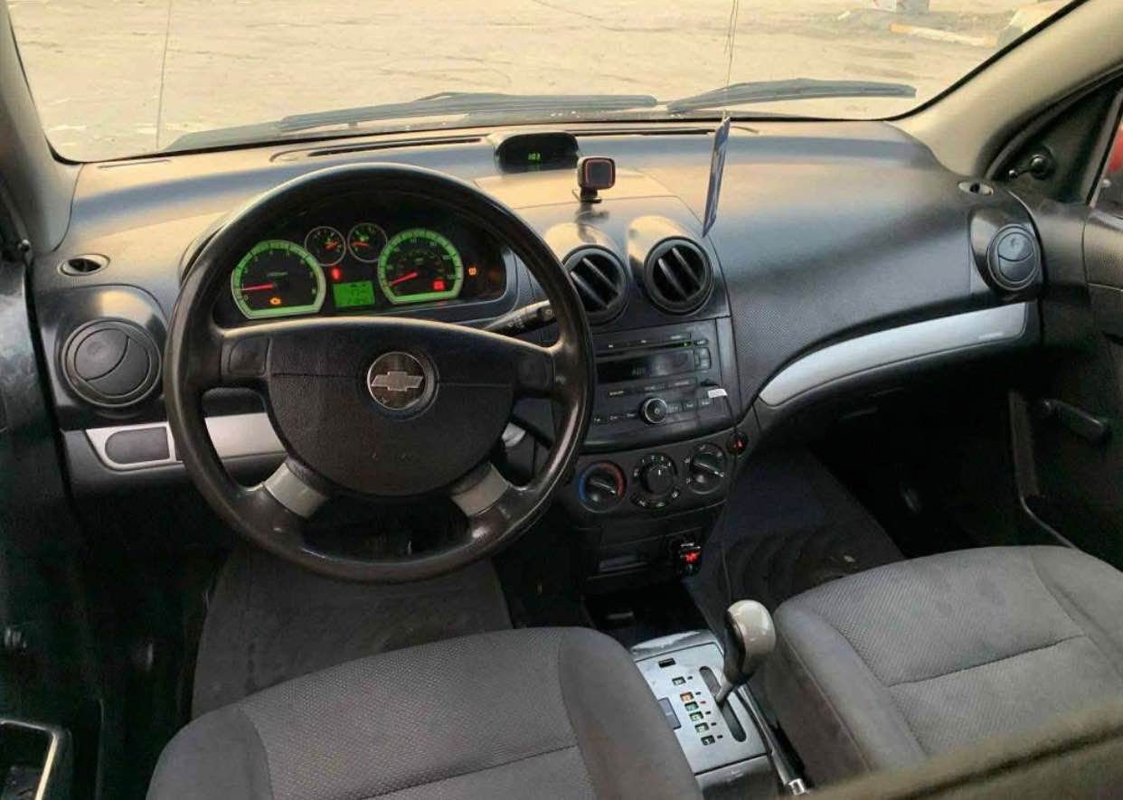 ئەڤیۆ،تۆماتیک،2008مەکینە گەورە،4پارچەپەمپ بەناوی خۆمەوەیە تاوەکو2031تازەیە  تەبرید ساردو گەرم بەشەرت تەقەو رەقەی نیە رەقەم باریکە و سەنەوی بەناوی خۆمەوە ٧ رۆژە تەحویلم کردوە گێر مەکینە بەشەرت پێشوو دوای کەپسە سەقفی چال و تەرزەی نیە 
هەیکەلی زۆرجوانە و رێک و پێکە مالی دۆستە تایەی تازەیە 
نرخی٦٠گەلاو مەعامەلە
*********** السليمانية, العراق
