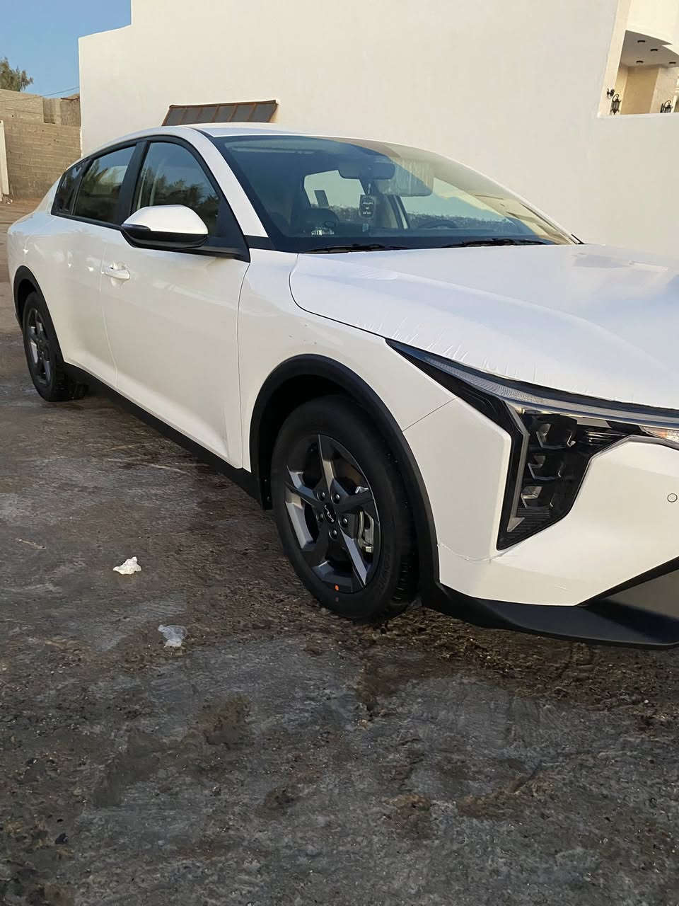 البيع كي فور  25 ماشيه 6000 رقم اربيل بسمي سوج مو بصمه محرك 2000 مكان الرمادي السعر 185 السياره جاهزه (***********
