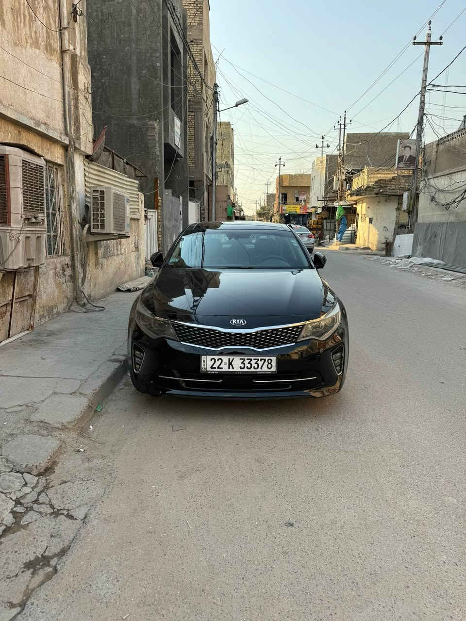 السلام عليكم
كيا اوبتما 2018 . EX plus
رقم اربيل الجديد باسمي سنوية هزة كلها جديدة 

فول مواصفات السيارة 1/1 

-بانوراما قطعتين ثلاث طكات
-بصمه تشغيل بصمه أبواب + صندوق بصمه  
-شاشه كبيره لمس + خرائط بلادي
-نضام ابل كار بلي واندرويد اوتو 
-كامره دواره خلفيه 
-سايد بريك بصمه كهربائي
-نضام اوتو هولد بصمة وتوقف ذاتي
-حساس خلفي بلادي 
-رادارات خلفي أمامي جانبي
-تبريد بيانو شاشه قطعتين امامي خلفي 
-فول تحكم ستيرن جهتين
-تحديد مسار + رادار مانع تصادم ( قيادة ذاتيه)
-كشنات جلد اسود بلادي مدوشمهة فوكا جلد درجة اولى
-كشنات الامامي كهرباء و٣ وضعيات خزن ميموري
-شاشه أعطال بالدشبول
-تبريد وتدفئة بالكشنات الاماميه 
-ويل بلادي قياس 18 شادله تخم تاير نكسن جديد ٢٠٢٥
-اربع وضعيات قياده ايكو وسبورت وسمارت وكومفورت
-نظام ترحيب +يدات نيكل اضائه ترحيب عند الاقتراب
-لد أمامي نهاري 
-تطعيم صاج جوزي طوخ بدواخل السيارة 
-مري جانبي شفط + ترحيب تنفتح عند الاقتراب 
-لايت زنون عالي ناصي بلادي قوي جداً 
-كشاف زنون بلادي 
-بكلايت لد بلادي وصندوق ذكي يفتح عند الاقتراب 
-سستم 9 سماعات ودمام مضخم صوت خلفي بلادي ماركة harman&kardon صوت يخبل 

السيارة وارد امريكي (كلين تايتل)
بدون حادث بدون صبغ بدون ايرباك 
تفحص وين متحب وصور امريكا موجودة
كير محرك كهربائيات كلها كفالة 
مكينه  2400 GDI جداً نشطه وناعمه عل بلاد 
بانزين فقط محسن ودهن وصيانه دورية بشركة كيا  
ماشية ١١٥ الف السيارة استخدام شخصي كله محسن ودهن شركة

مكانها بغداد المنصور او اليرموك 

السعر  ١٣٨ ورقه وبيها مجال بسيط 

***********
