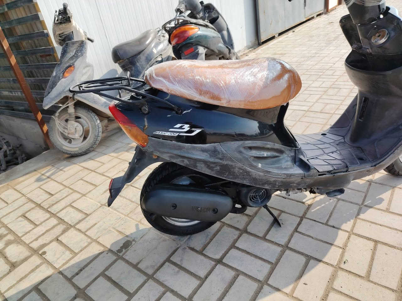 دراجه بيجي للبيع السعر ٣٠٠ وبيهه مجال الشراي يتصل عل الرقم *********** مكانهه السماوه كرهبايات شغاله سلف هندر مكينه ناعمه
