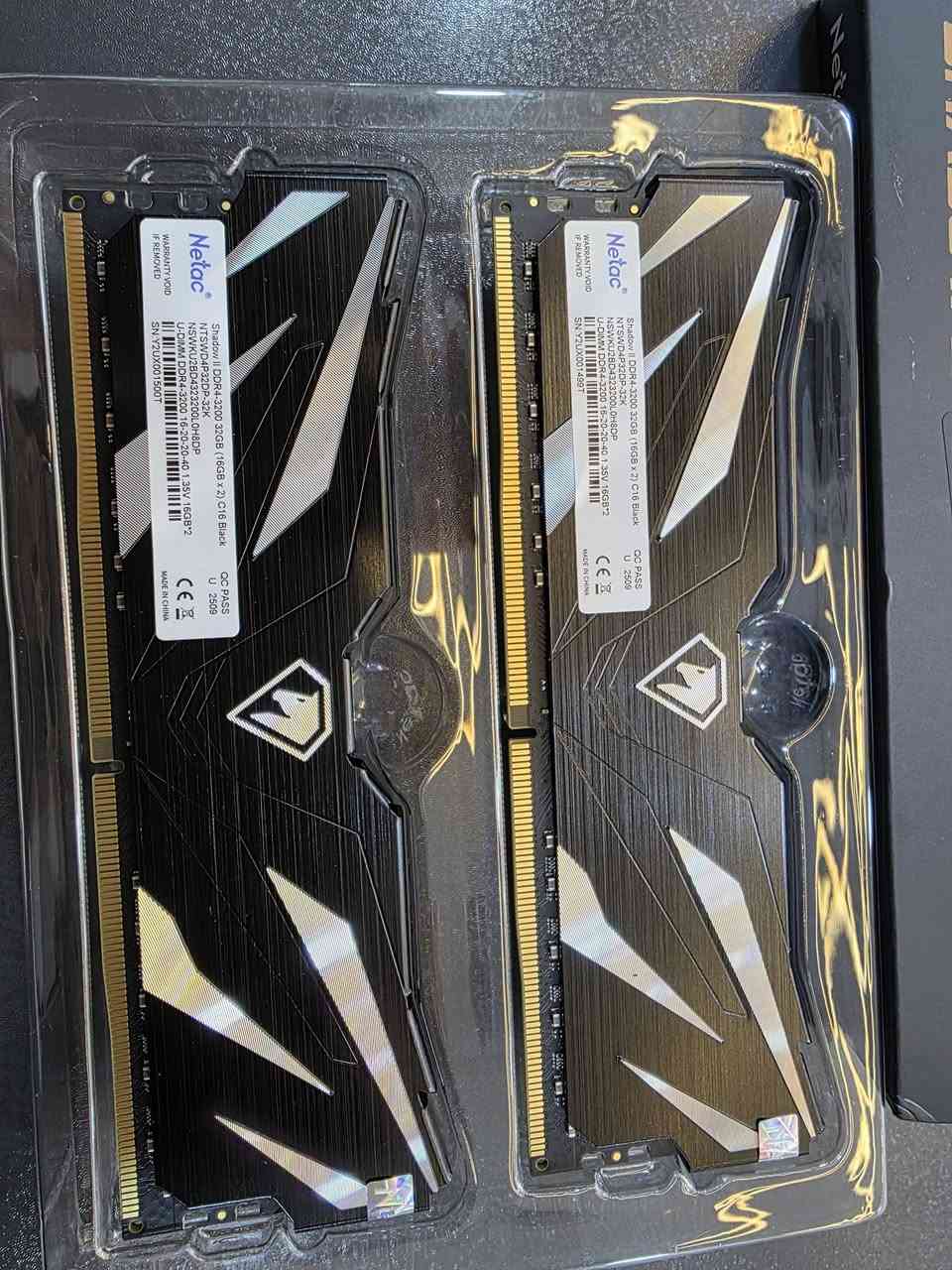 RAM DDR4 3200- 32GB 2*16GB NEW
ڕام ٣٢ گێگا نوێ جدید


**إذا كنت صاحب هذا الإعلان وتريد حذفه لأي سبب، رجاءا أرسل رسالة إلى الدعم الفني**