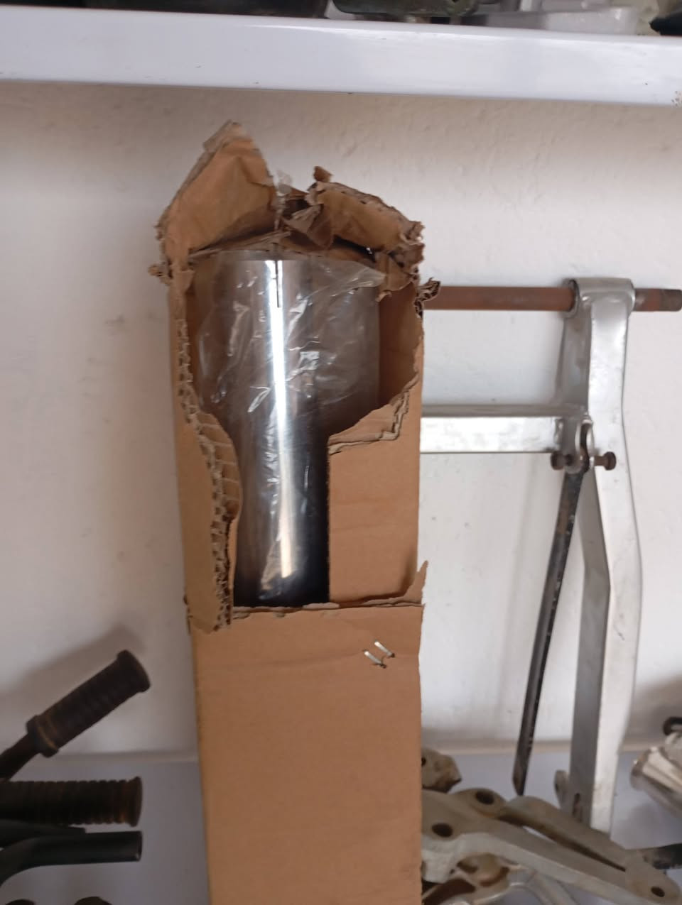 السلام عليكم العنوان كوت السفحه خلف ملعب السفحه شارع ***********/15
