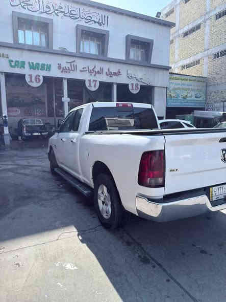 *سلام عليكم*
 *دوج رام كلاسيك 2017 باب قصير بدي طويل مثبت سرعة جامة خلفية كهربائية كشن السايق كهربائي ماشية 300 الف مكينة جديدة 6 سلندر قبل اسبوع شادينه السيارة داخلة تقرير   رايده ب173 وبيه مجال للطيبين**
مكلف بالنشر  للاستفسار الاتصال على الرقم * ************
