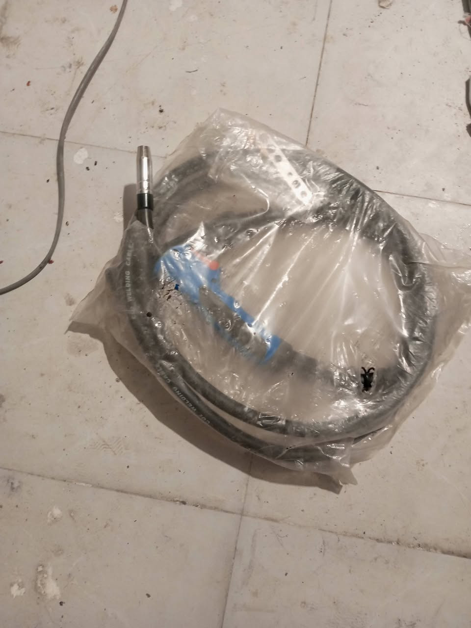 السلام عليكم
مكينه للبيع ٣ في واحد ولدن واركون وميك
كامله مع يدة لحام حار وبارد وتورج لحام وبطل أركون وكيج وكوسره شركه تام شرط الشغل شلعه وحده ٤٥٠ مكاني البصره الزبير رقم ***********
