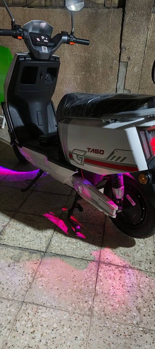 من رخصت الكروب
دراجة شحن بيع مستعجل موديل 2026
زيروو ثلاث سرع تمشي ٩٠حقيقي
تمشيك ٦٥كيلو متر 
كفالة عامة من شخط وطخة
٦باتريات الحجم 32,2بيه ضمان
سنة لايت زنون اني لازك تضليل اصفر
تايرات بعده جدد حجم 30/10
حتى الشاحنة بيه ضمان 
السعر 950وبيه مجال حك الجية 
للاستفسار اتصال على الأرقام بي واتساب
***********
‏‪***********‬‏
