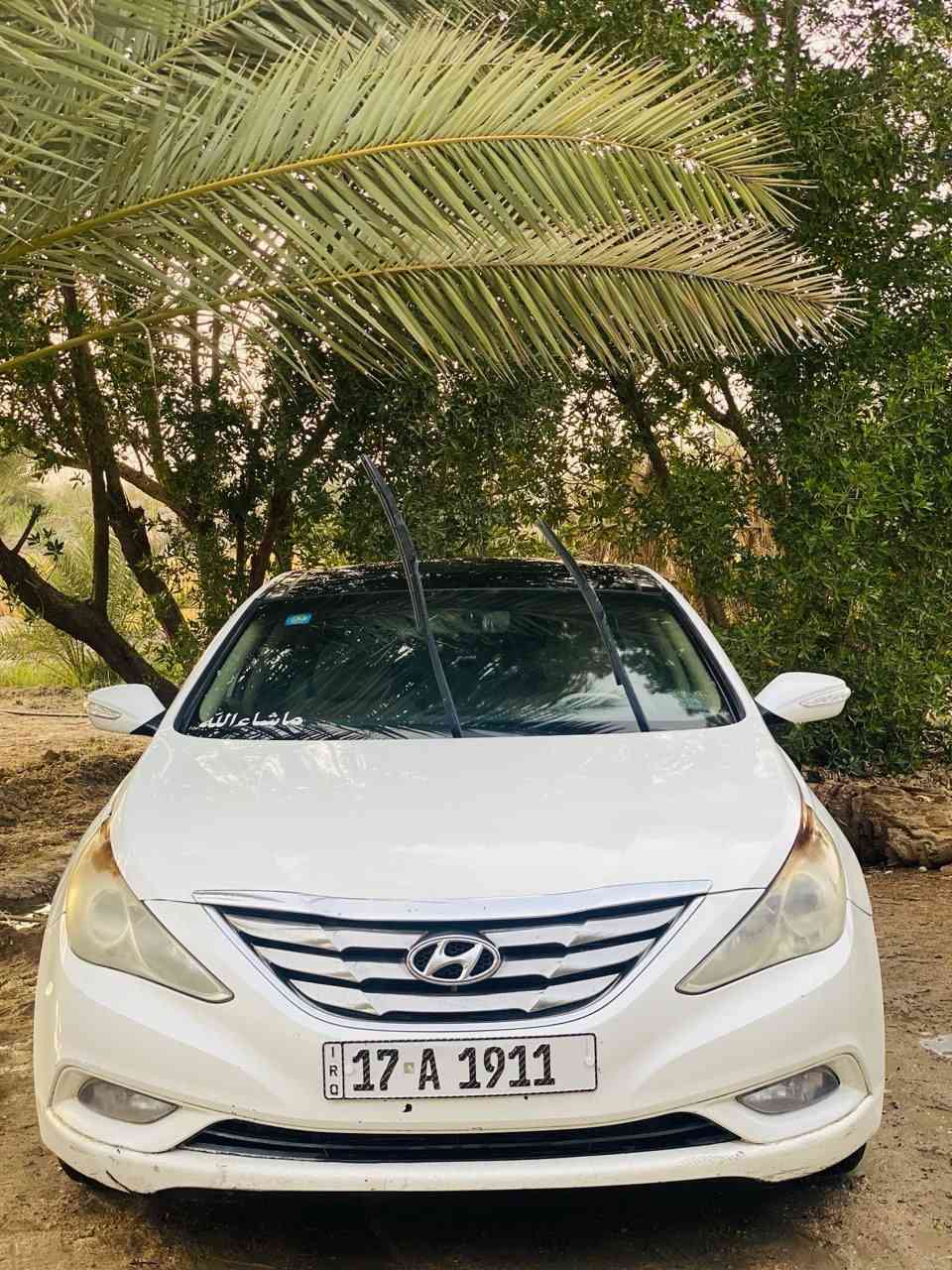 سلام عليكم 
سوناتا  2011 خليجي  
فول مواصفات عده البصمه 
سقف بانوراما  
اشاير بالمري
مري شفط
رقم مثنى مشروع وطني مميز
بأسمي مداور ثاني يوم
حدادية نظيفة محرك وكير كفالة
ضربتها جاملغ خلفي ضربة بسيطة مصلح بدون تبديل  
مكينة 2400 دوش 
تبريد قطعتين 
وباقي المواصفات المعروفة
سيارة جديده جدا
السعر 125 وبيها مجال بسيط
وترهم مراوس حسب القناعة 
للأستفسار ***********.
