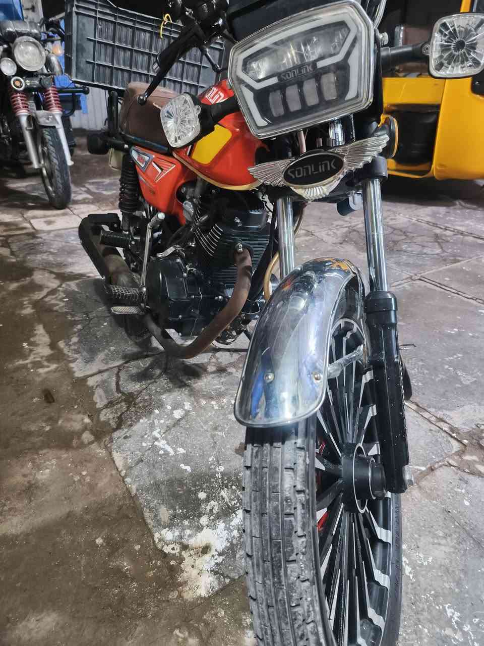 سونك موديل 24 دراجه خير م̷ـــِْن •اللّـه اوراقه ضايعات كهربائات كولهه شغاله بس فجئه طفن  لدراجه مكفوله مكاني حسينيه الراشديه /***********اتصال او واتساب
