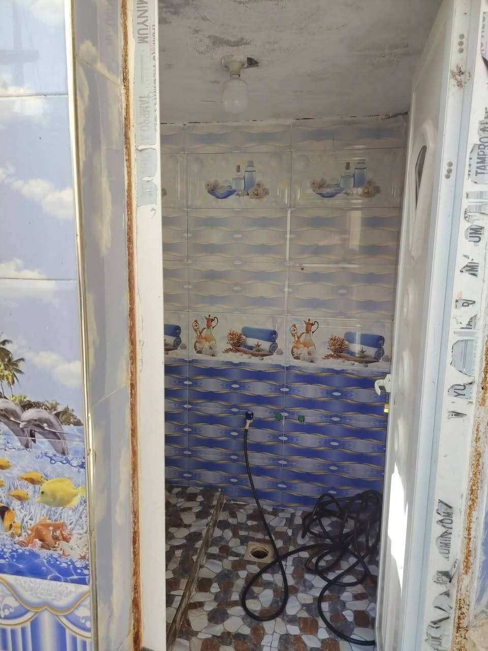 دار للبيع الموقع خلف كراج الرميثة  الموحد  زراعي
المساحة 115م.   بناء طابوق مسلح غرفة نوم وحدة مطبخ هول براني صحيات داخلية وخارجية للا ستفسار اتصل على رقم الهاتف حــــــــــــيدر الظالمي ***********
