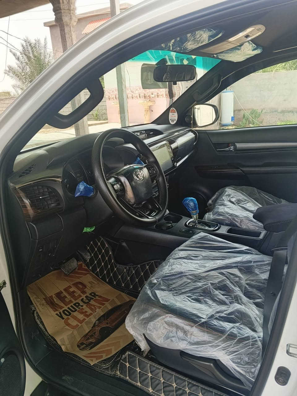 سلام عليكم للبيع هايلوكس افنجر
موديل 2021 فول 
السياره كفاله رقم اربيل 
ماشيه 49ألف.                                      سياره جديده سعر 340$
تريد تحويل تريد وكاله
 مكان السياره ديالئ
*********** //***********
