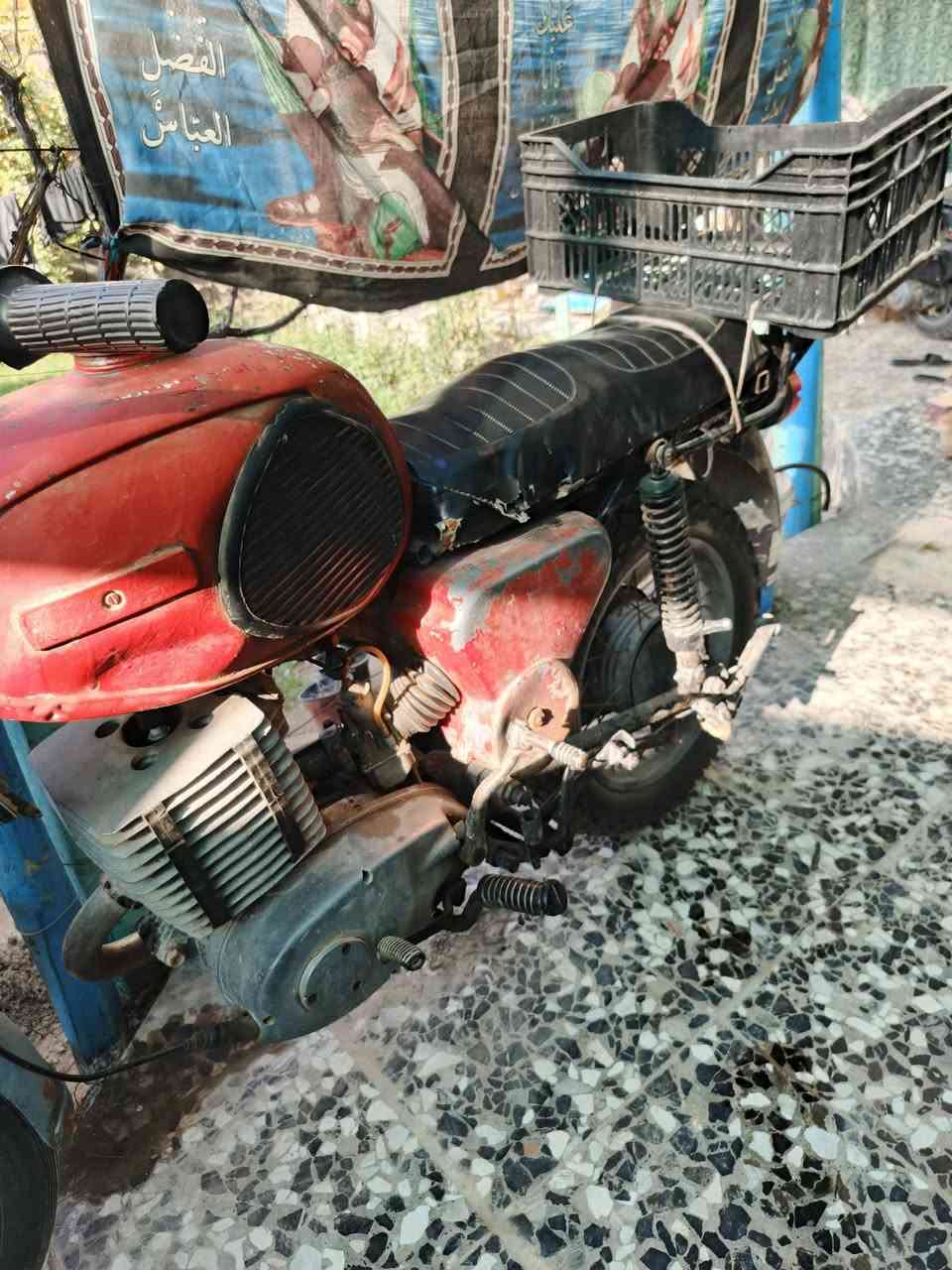 السلام عليكم دراجه أم زد بدون أرقام للبيع موديل 81 شغاله محرك جديد تايرات جدد كهربائية شغاله السعر 500 وبيهه مجال مكاني الحله ***********
