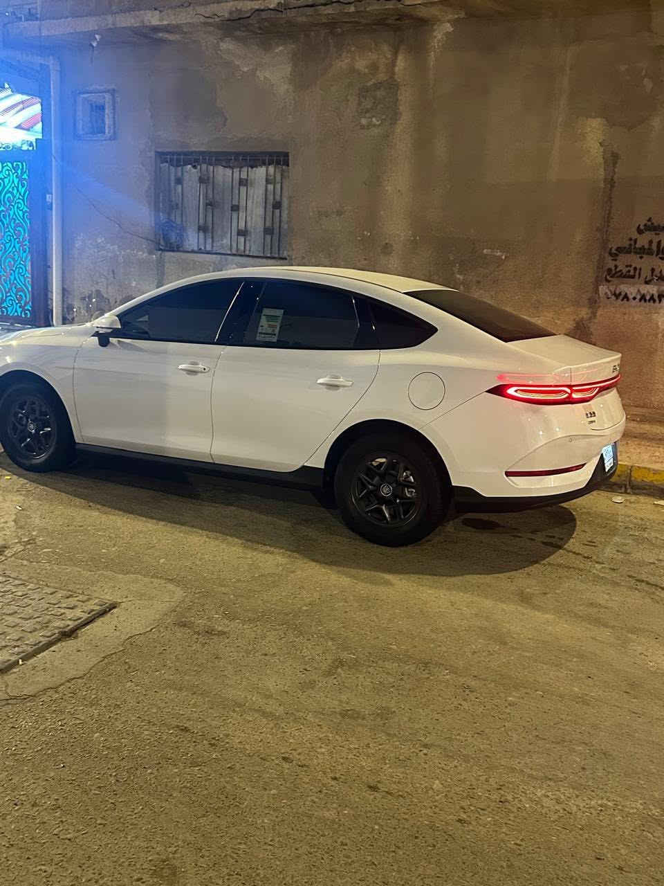 السلام عليكم بي وايدي كن بلاص مديل ٢٠٢٥ رقم بغداد اقساط ٣ سنوات وكاله فقط ماشيه ١١ الف بيه بارد ع كد ٤ اصبع بلمدكر الامامي للبيع او مراوس بنيسان اوالنترا مقدس السعر ١٠٣ وبيه مجال مكاني البصرة ***********

