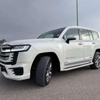 لاندكروز VX • ٢٠٢٥ • محرك ٤٠٠٠