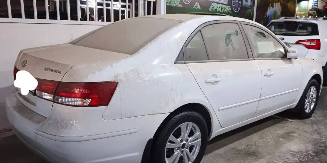 سلام عليكم
سوناتا مقدس 2011 خليجي 
مكفولة صبغ وتبديل وبارد كفالة عامة 
#مخزونة من سنة 2011
فول مواصفات
سلايت داخل بيجي 
داخل صاج فوريمكا بلادي 
Abs
مكينه 2400 دوش 
سبير الشركه منازل
رقم بغداد بإسمي تحويل مباشر 
سيارة جديده بحاله الزيرووو سعرها معقول  مستعجل على بيئتها اتصل
***********
