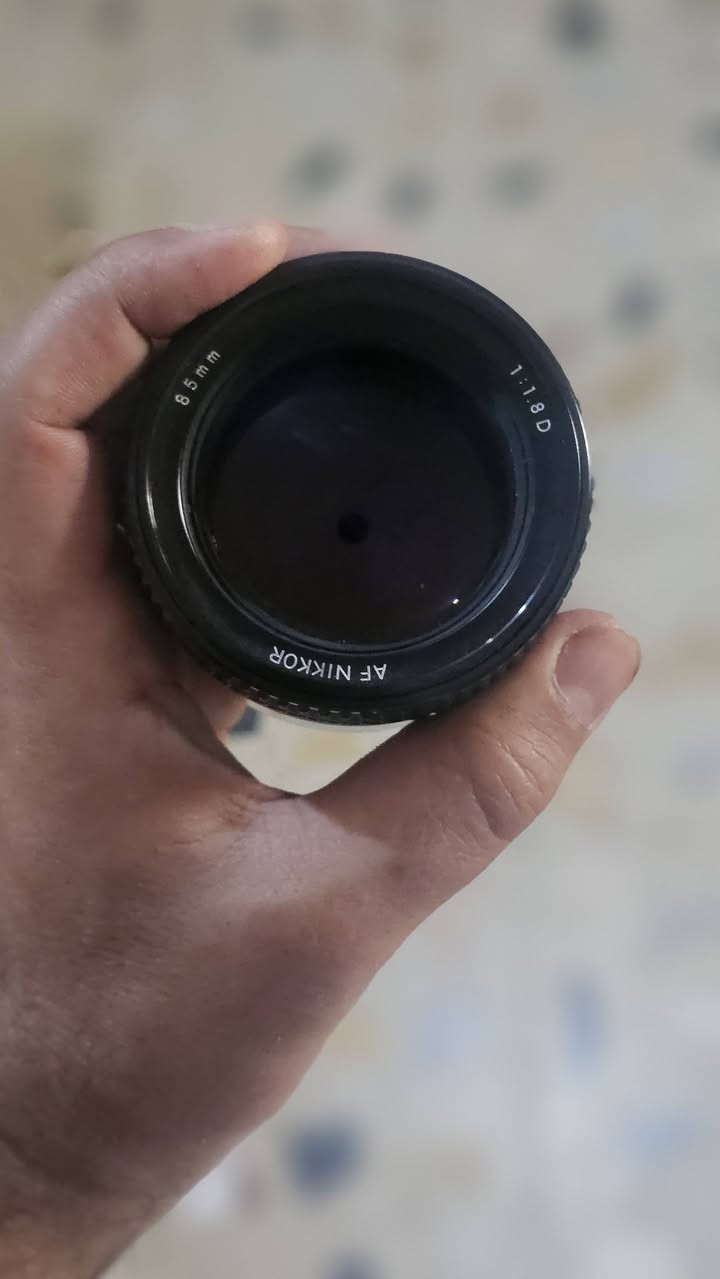 عدسه 85mm لبيع نضافه 100


**إذا كنت صاحب هذا الإعلان وتريد حذفه لأي سبب، رجاءا أرسل رسالة إلى الدعم الفني**