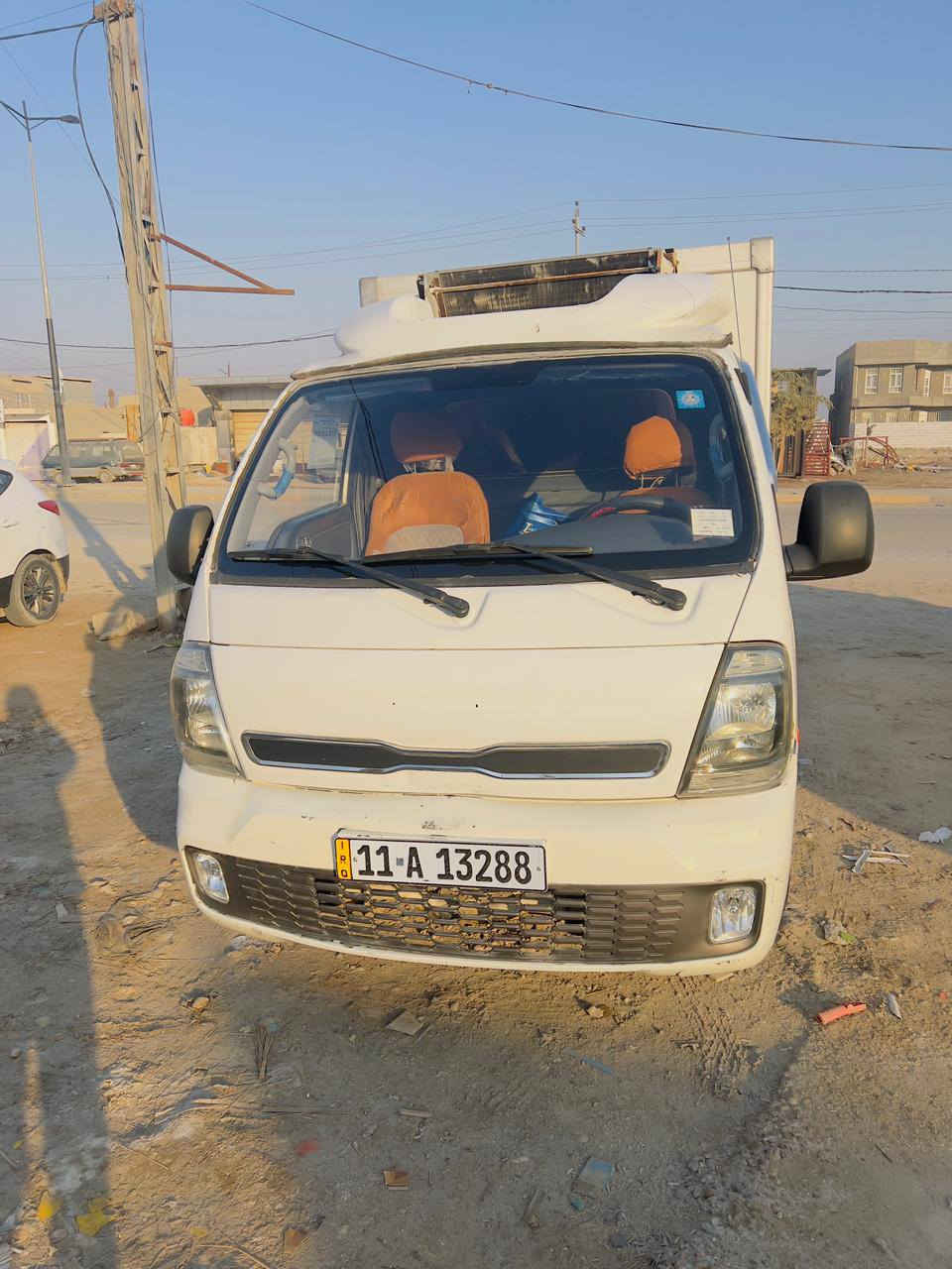 كيا براد
2007 رقم بغداد جديد إب اسمي تحويل مباشر
مكينه 3000 قبق أبيض 
كير +مكينه
حداديه خير من الله 
كهربائيات 
تبريد ثلج  
السعر 98 أو بيه مجال بسيط حك الجيه
رقم هاتف ***********
