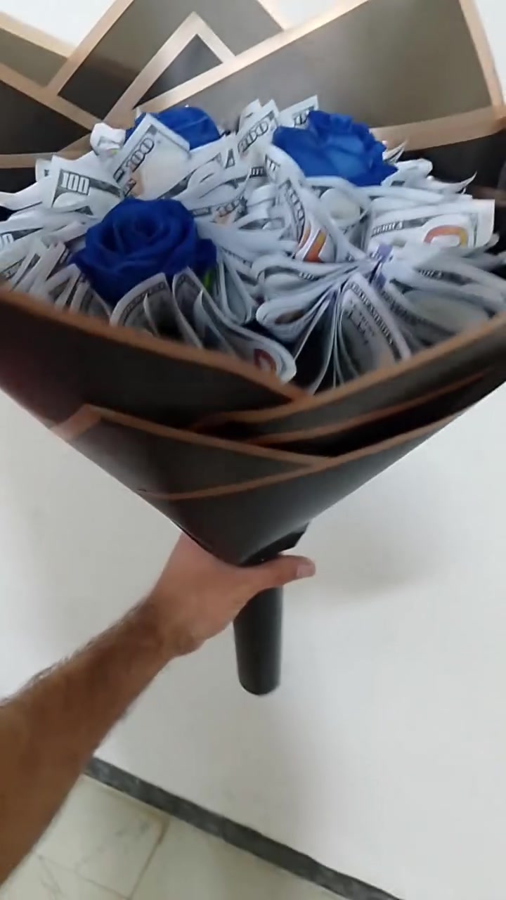 بوكي ورد حسب الطلب


**إذا كنت صاحب هذا الإعلان وتريد حذفه لأي سبب، رجاءا أرسل رسالة إلى الدعم الفني**