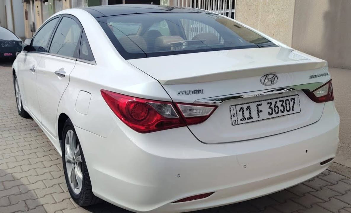 سوناتا مضلع 2011 خليجي 
محرك 2400 دوش 
بانوراما قطعتين
بصمه تشغيل مري شفط 
حساسات خلفية كشنات كهرباء
تبريد ❄️ 
تدفئه ☄️
تخم تاير 
سياره بيها قطعه وحده جاملغ بدون داخل
رقم انكليزي بغداد
سنوية 2030
سعر 115 بيها مجال
مكاني بابل 
***********
