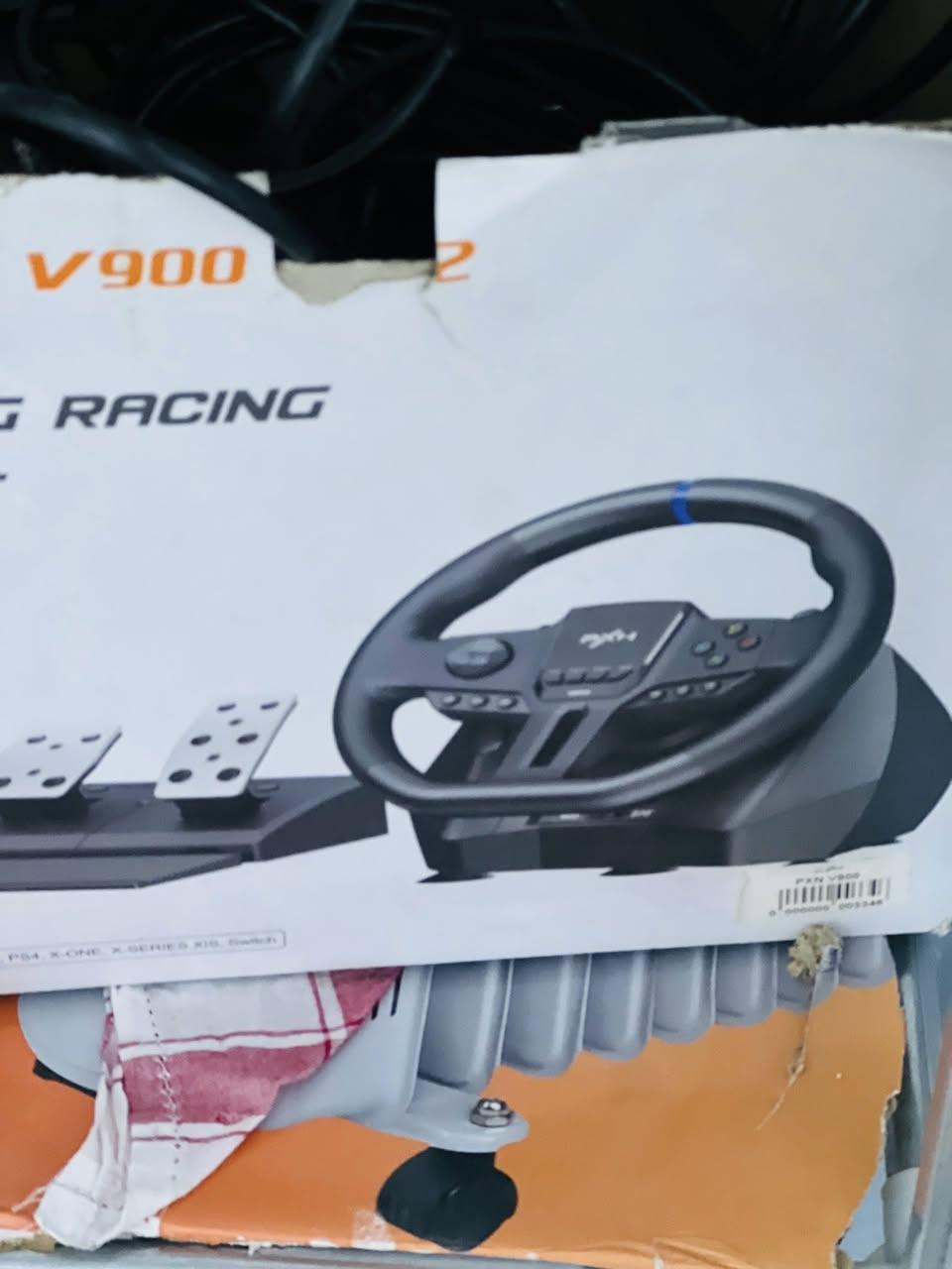 سلام عليكم دركسيون للبيع +قرص يشتغل على جميع الالعاب حديث السعر 150 قفل 🔒المكان السماوه الرقم ***********
