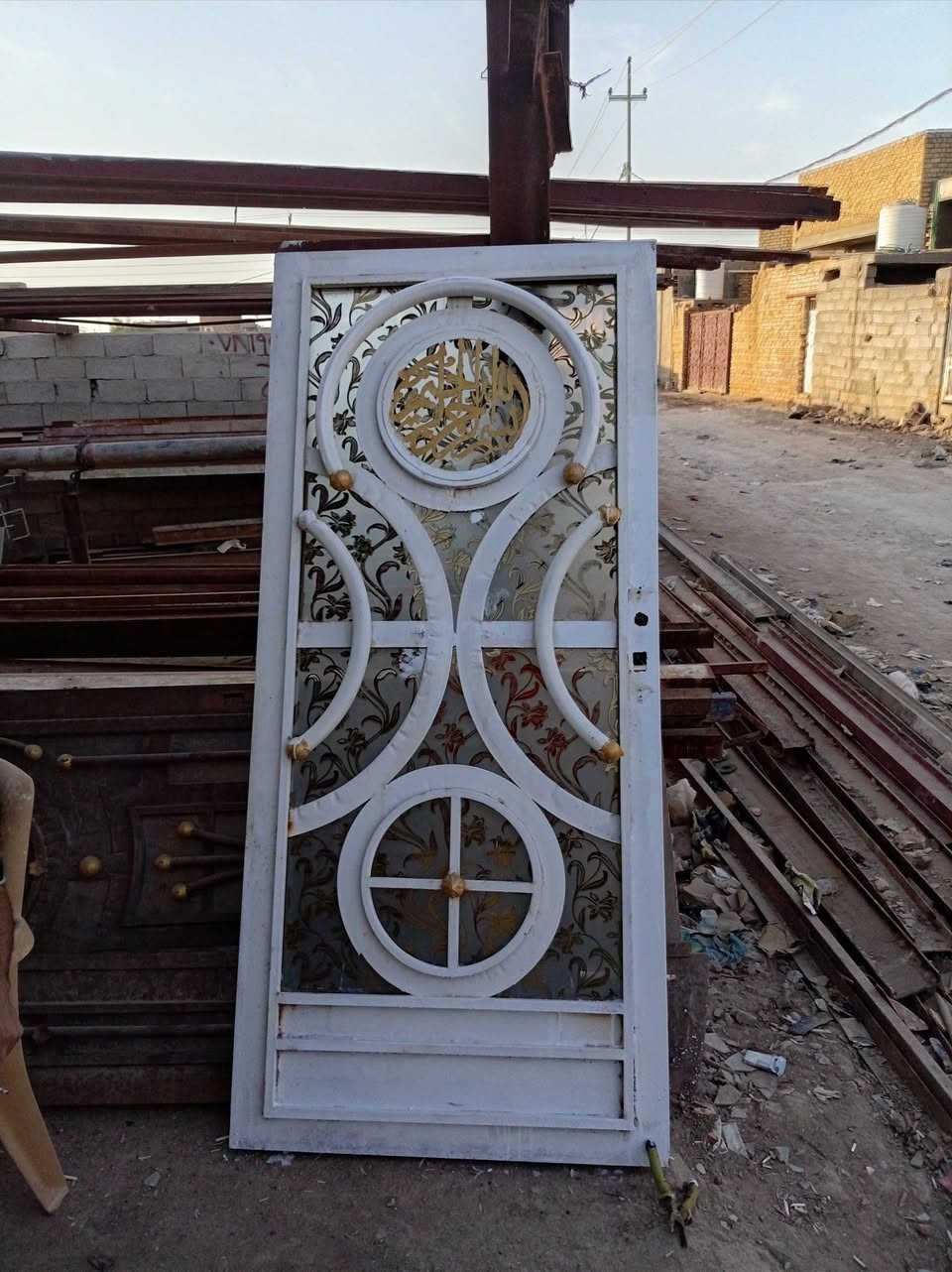 السلام عليكم
للبيع 
شيلمان بلجيكي +ايراني +تركي 
ابواب +شبابيك 
سندويج 
زوايا 
بوري مدور 
العنوان كوت شارع النفط 
قرب محطة المجاري الجديده او  قرب كهوة بيت الطين 
***********
***********
