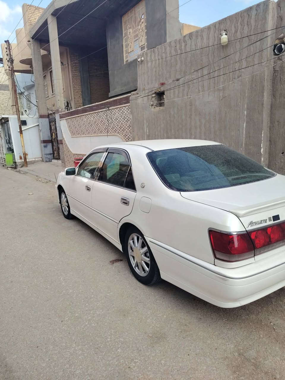 السلام عليكم سياره ملكه للبيع مكفوله من الكصه اكرستال اصل  السياره ديفور جبير  ثلاث دكم برده خلفيه حداديه 99٪؜رقمه كركوك السياره ضاله علئ الرقم مدفوع الكبرك والبريده سعر السيار 107ورقات وبيه مجال  التفسير والاستفسار علئ هاذه الرقم  ***********
