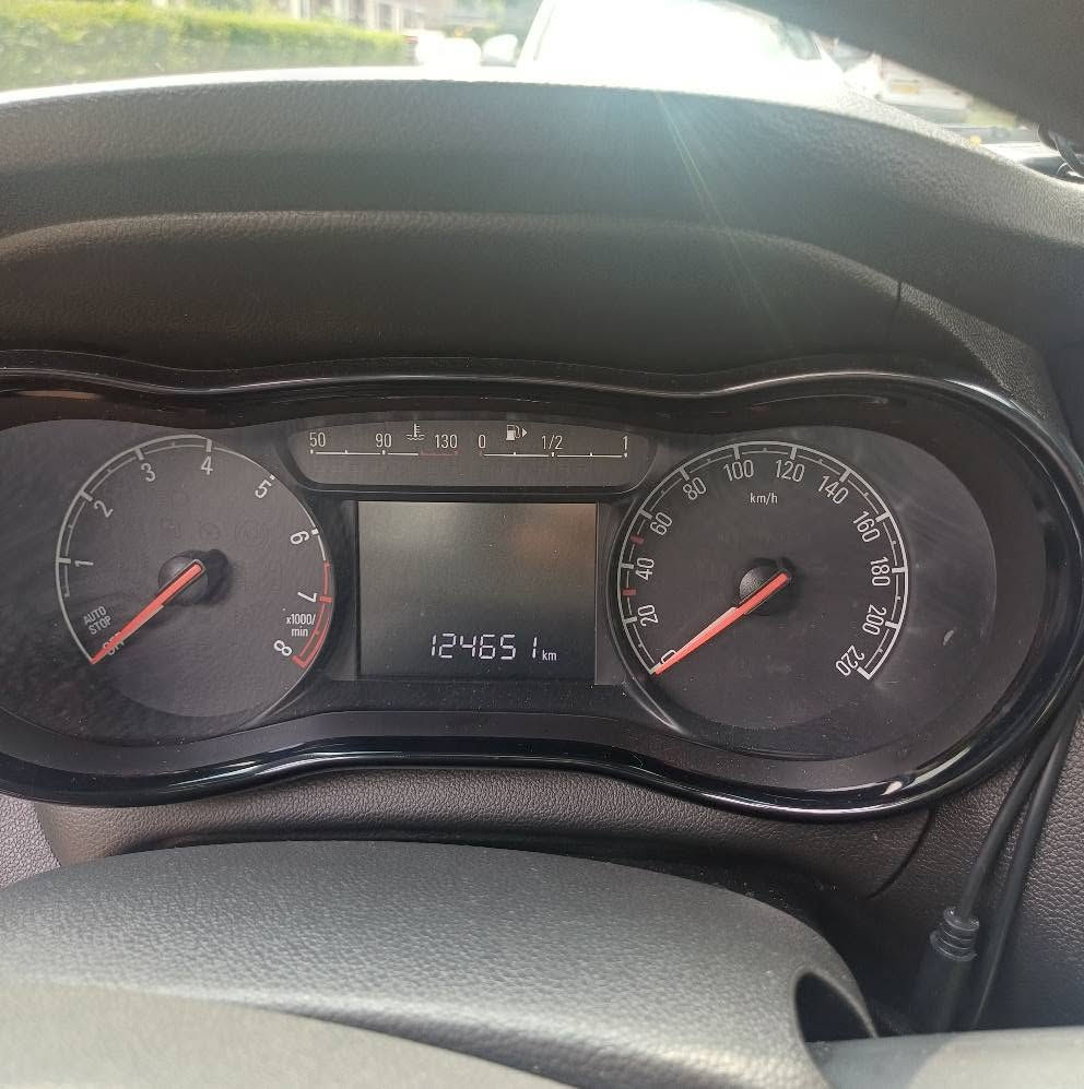 Opel Karl 2017, kilometerstand 124.000 's-Hertogenbosch, NB


**إذا كنت صاحب هذا الإعلان وتريد حذفه لأي سبب، رجاءا أرسل رسالة إلى الدعم الفني**