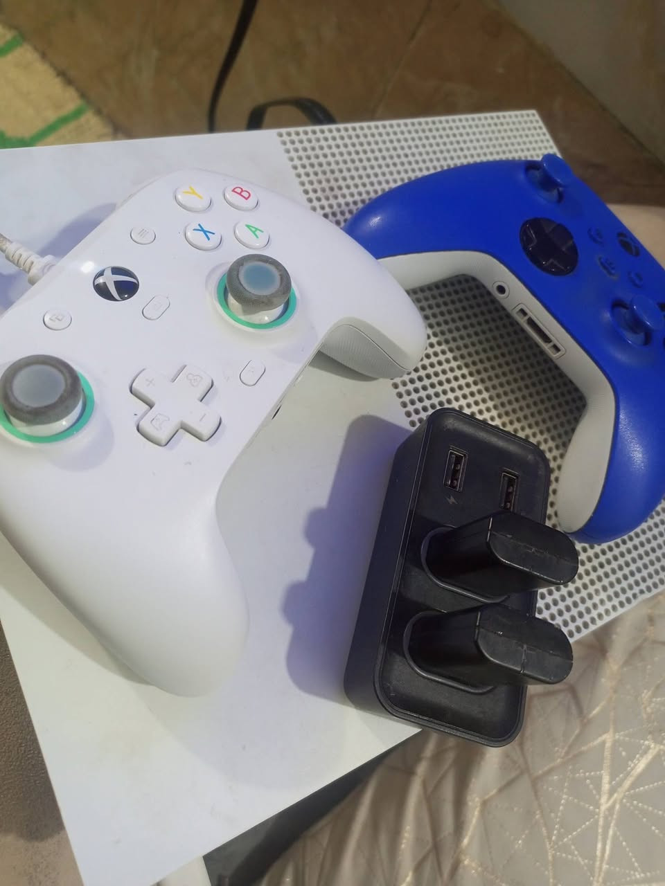 اكس بوكس ون اس للبيع السعر ٩٠ محتاج فقط واير hd اصلي لرفع الدقه


**إذا كنت صاحب هذا الإعلان وتريد حذفه لأي سبب، رجاءا أرسل رسالة إلى الدعم الفني**