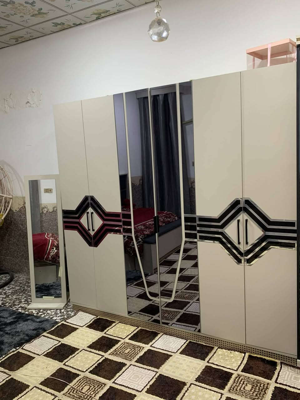 غرفه 9 قطع اخت الجديده صار شهر من اخذتها بعدها بنايلون اريدها 850 شراي خاص بيع مستعجل جديده


**إذا كنت صاحب هذا الإعلان وتريد حذفه لأي سبب، رجاءا أرسل رسالة إلى الدعم الفني**