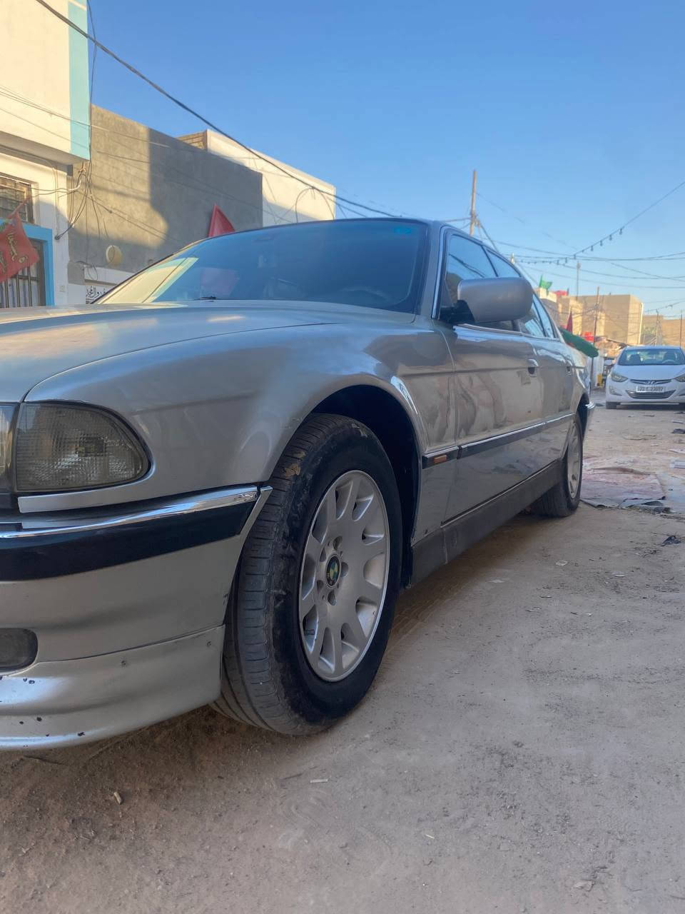 Bmw 740 1997 رقم انگليزي بابل
بأسمي مداور ثاني يوم السعر 53 (بيع او مراوس بتكسي )
مگينة حاوية جديده 100% D4 الكبير قوة ونشاط ونعومه واقتصاد 
گير حاويه 100%
تبريد ثلج 100%
حدادية امامي 100%
حدادية خلفي 100%
غرفه كهرباء نضافة 80%
كهربائيات كلشي بيهه شغال 
تخم تاير نضيف
عليهه جهاز بصمه وتشغيل عن بعد 
#مكان_السيارة_النجف_***********
