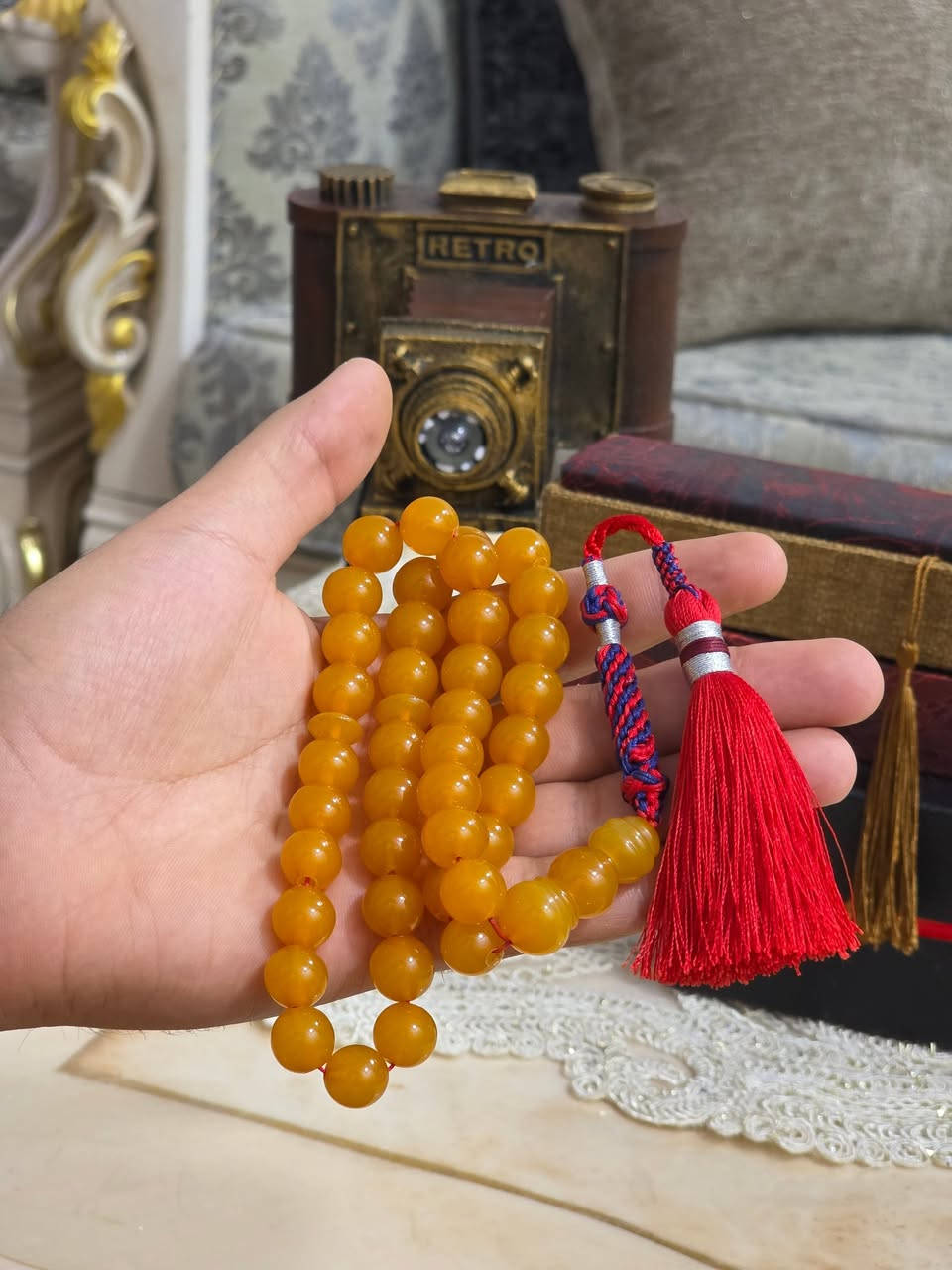 من رخصة مدير الكروب المحترم 
كهرب روسي شمعي انتيك اصل عقود ٣٩ خرزة الشاهد ٣ قطع من نفس الخام الوزن ٤٥ غرام نضافة تامة ١٠٠% الخيط متصل بالكركوشة عمل تزكام بسعر طيب تواصل خاص
 يوجد توصيل الكل محافظات العراق 🇮🇶


**إذا كنت صاحب هذا الإعلان وتريد حذفه لأي سبب، رجاءا أرسل رسالة إلى الدعم الفني**