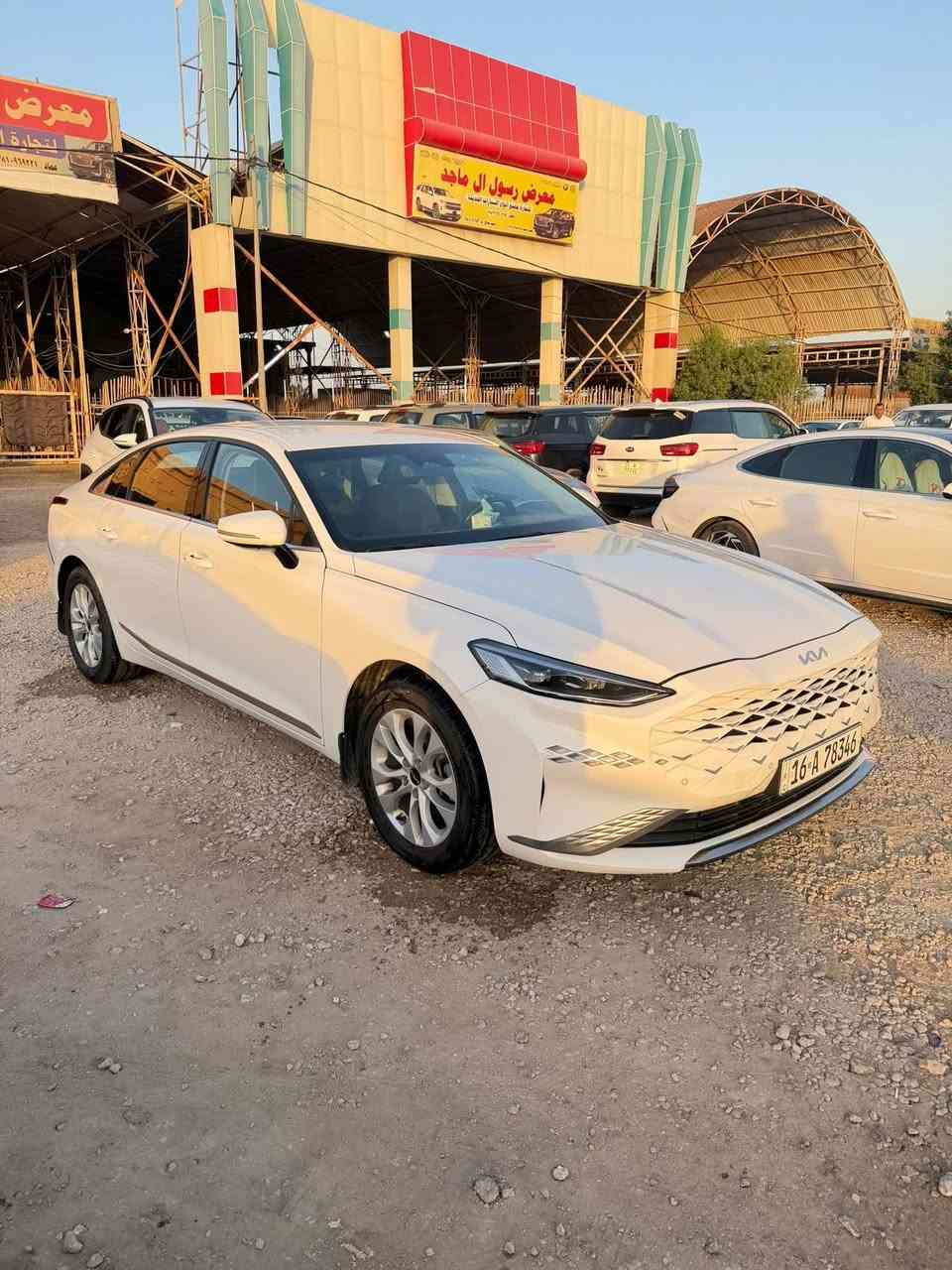السلام عليكم
للبيع kia K8 
موديل 24
غاز اصل 90 لتر 
السياره 6 سلندر 
قطعتين تبريد
داخل جلد اسود 
كشن لسائق تتدفه _ تبريد  _ مساج
المقود تتدفه
4 انظمه قياده 
لايت زنون بلادي مع اوتو 
رادار +تحديد مسار 
وبعد هواي بيه مواصفات هوايه كفاله عامه رقم شهداء قادسيه دخول جديد شهر الواحد 
السعر 196 قابل للتفاوض
للاستفسار ***********
