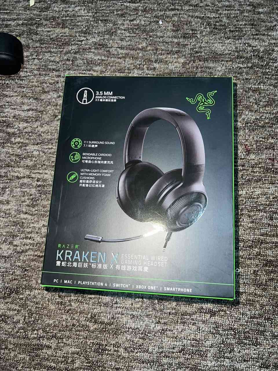 سماعات رايزر العدد 4 سعر القطعه 42 + ماوس رايزر العدد 13 قطعه سعر القطعه 21 الف  حياكم الله ***********
