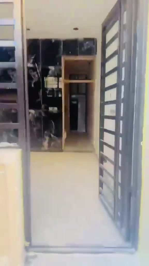 للبيع بيت ٥٠ عدد ٢ قاطين  اسعار مناسبه
شارع خوله ع شارعين ١٠ صايرات 
مراجعه مكتب دلاليه انوار الخطيب مقابيل اسواق عبودي ***********
