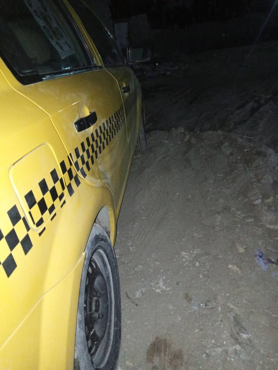 سيارة افيو موديل 11 خريجي كير مكينه مكفولات مصبوغه جماليه السعر 55 مكان حله واي ستفسار اني حاضر مخابرة الرقم ***********
