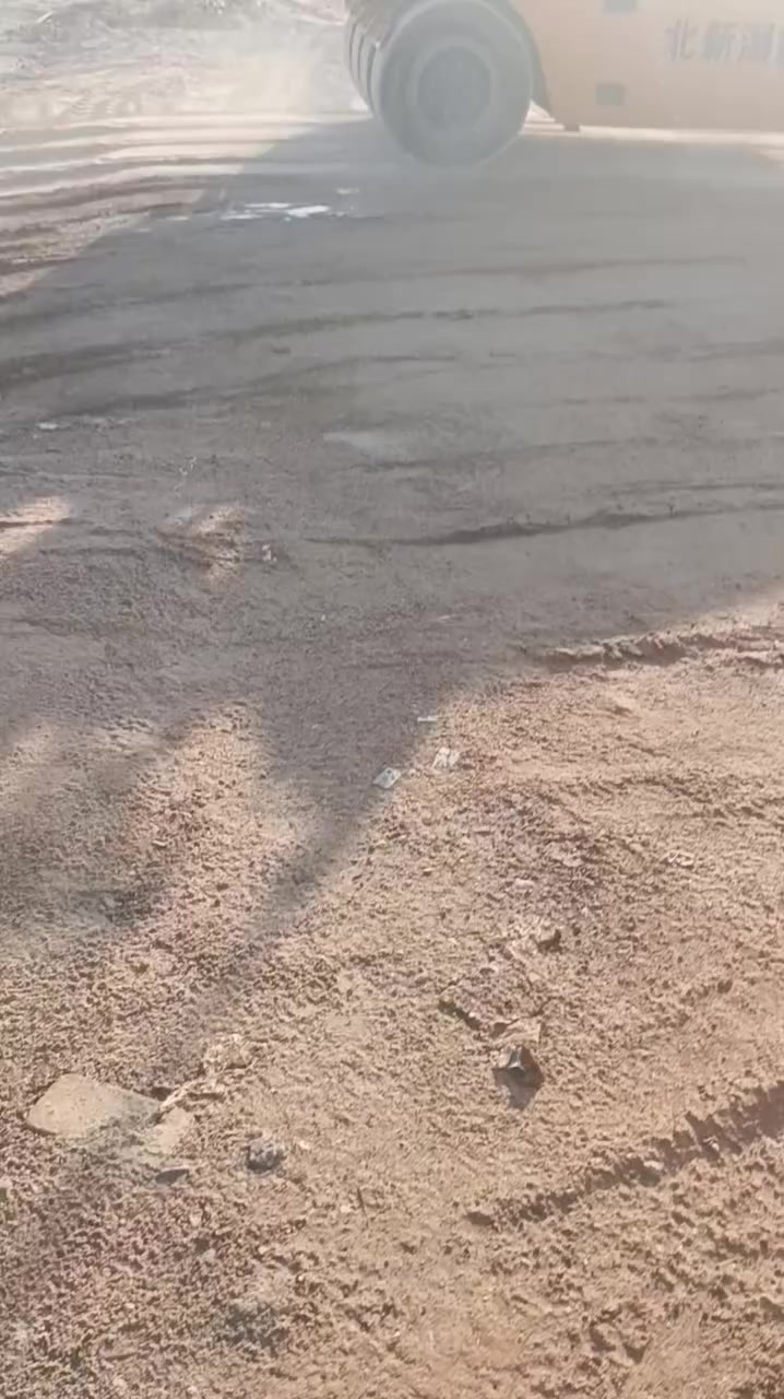 سلام عليكم
عرصه للبيع 100م مربع 
10x10 شارع المعمل 
يم ال فياض قريبه له شارع العام متوفر كافت الخدمات ماء كهرباء 
مدرسه (ملاحضه)بيع أو مراوس، عرصه إب شارع السبيس، }السعر 5ملاين أو بيهه مجال حك جيه لاستفسار ***********وتساب
