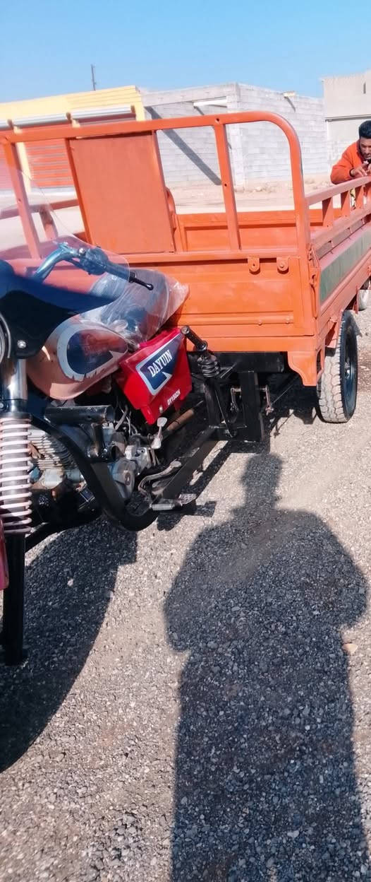 ستوته للبيع #دايوان موديل 13اوراق اصولي مكفوله تايرات جدد ظغيره كهربائيات جديده محرك 23مكفول سلف هندر باتري كلها جدد بك لايت جديد فلنجات جدد بدي لا خياس ولا زنجار مصبوغ صبغ حراري والشاصي مكفول ستوته متذب عليها ربع مكفوله سعر 950وبيها مجال مكاني واسط الدبوني انتصل وبيك خير ودلل***********
