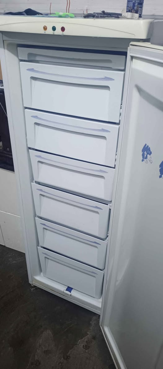 مجمدة عامودي 12قدم  نوع فيستل سميل, دهوك


**إذا كنت صاحب هذا الإعلان وتريد حذفه لأي سبب، رجاءا أرسل رسالة إلى الدعم الفني**