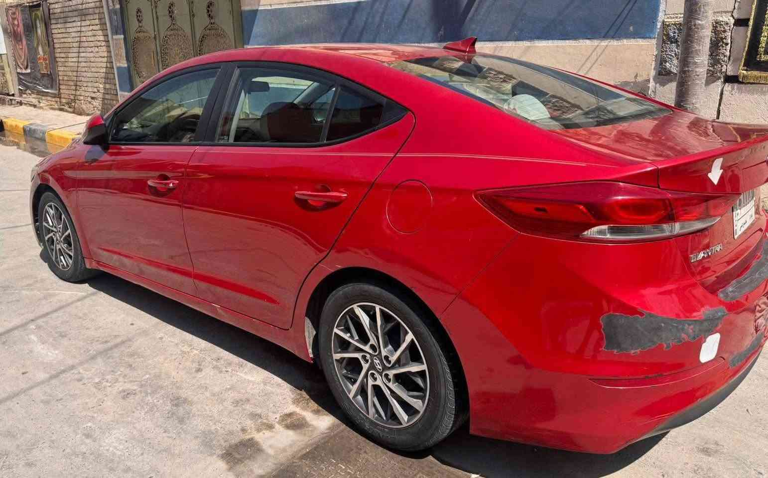 الانترا موديل 2017 ماشيه 65 السعر 110 بيها مجال بسيط  ضررها موضح ب السونار متواجد واتساب

***********
