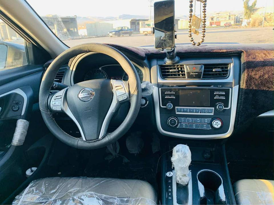 ئاڵتیما مۆدێل 2017 یەک پارچەی بۆیاخە بێ ناوگرتن گێڕو مەکینەی لۆکە بەشەرت تەقەوڕەقە بەشەرت ڕەقەموو سەنەوی تا 2029 نوێیە بەناوی خۆمانەوەیە یەکسەر بەناوی خۆتەوەکە یەک دیناری خڕامە لەسەر نیە بەشەرتی هەموو شتێک دەیفرۆشم 
ژ.م ***********

نرخي ١٢٥ معامه له كي برايانه كويسينجاك, أربيل
