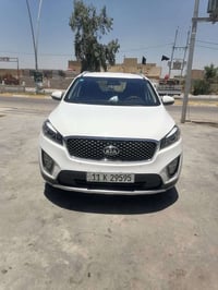 سورنتو موديل ١٦ بيها قطعتين سعرها ١٧٠ لتواصل ٠٧٨٠٣٢٣٢٧٤٢