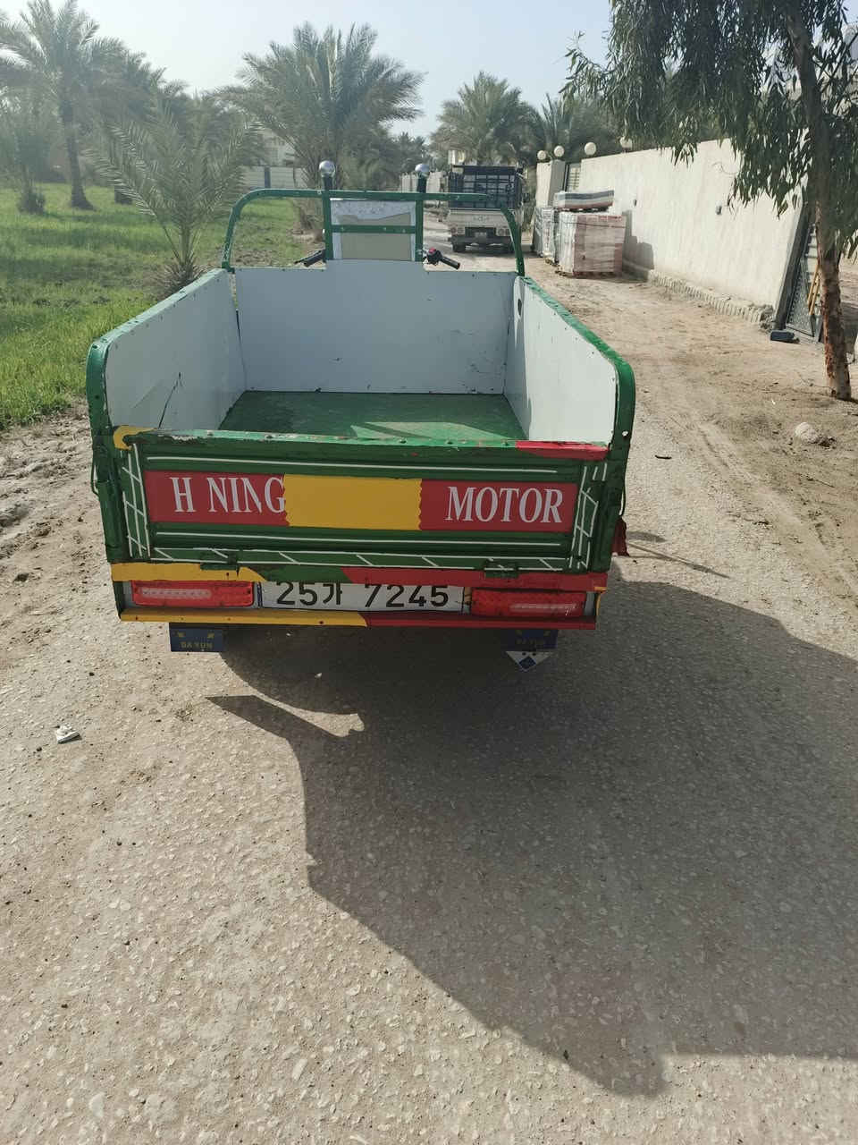 سلام عليكم ستوته للبيع موديل 20 أوراق اصولي  مكفوله من كلشي مكينه نضيفه خياس مابيها كهربائيات شغاله تخم تايرات كلهن جدد ركبه مكفوله  ستوته جاهزه  مال جناي السعر 1350 وبيها مجال مكاني كربلاء البراهميه الرقم ***********
