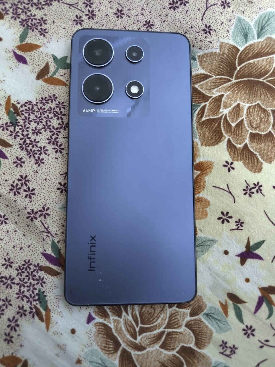 السلام عليكم للبيع جهاز أذكر 256السعر 180قبل بغداد مدينة الصدر الرقم ***********
