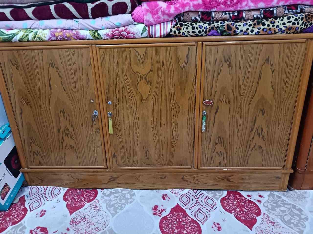 سلام عليكم عندي بوفيه وكنتور لبيع


**إذا كنت صاحب هذا الإعلان وتريد حذفه لأي سبب، رجاءا أرسل رسالة إلى الدعم الفني**