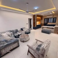 🏢 شقة فاخرة للإيجار بالكامل - تأثيث راقي وجديد (لم تُستخدم من قبل) ✨ 📍...
