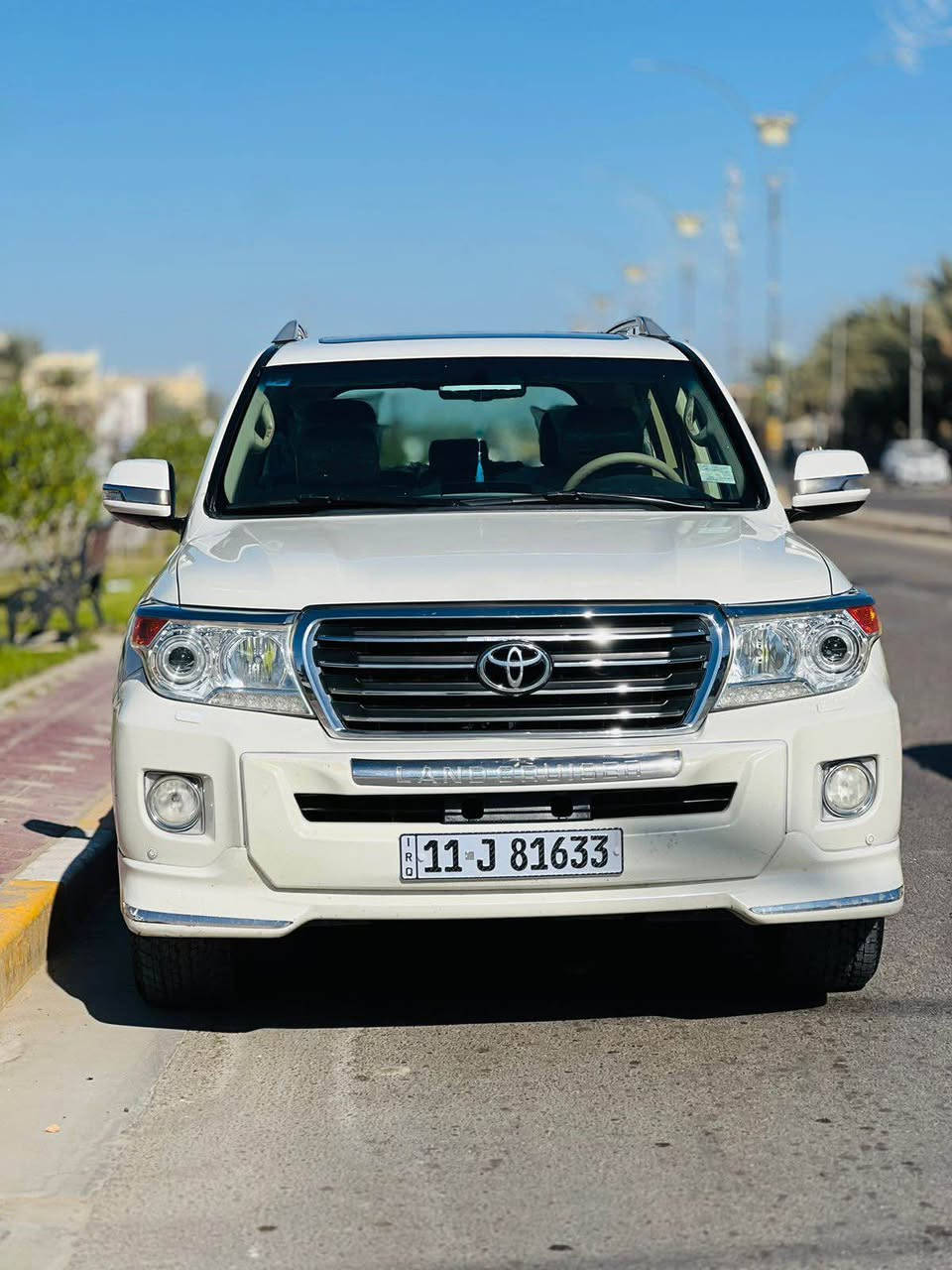 لاندكروز 2013 بريم اصل فول مواصفات مكفوله من الضربة والصبغ مكينه وكير وحدادية وتبريد بحاله ممتازه جدا السونار مرفق مع الصور ،السياره مابيها كل نقص مكانها كربلاء السعر 362 بيه مجال قليل للاستفسار ***********
